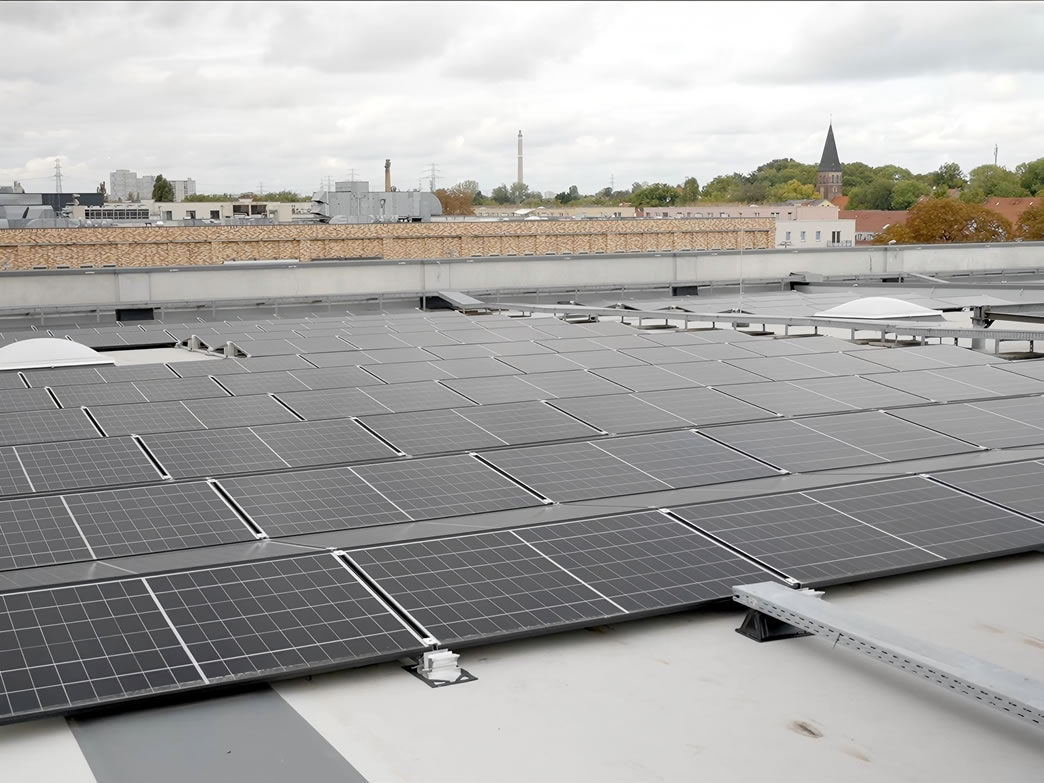 光伏组件可靠性的焦点密码：和记ABC封装质料与工艺深度剖析