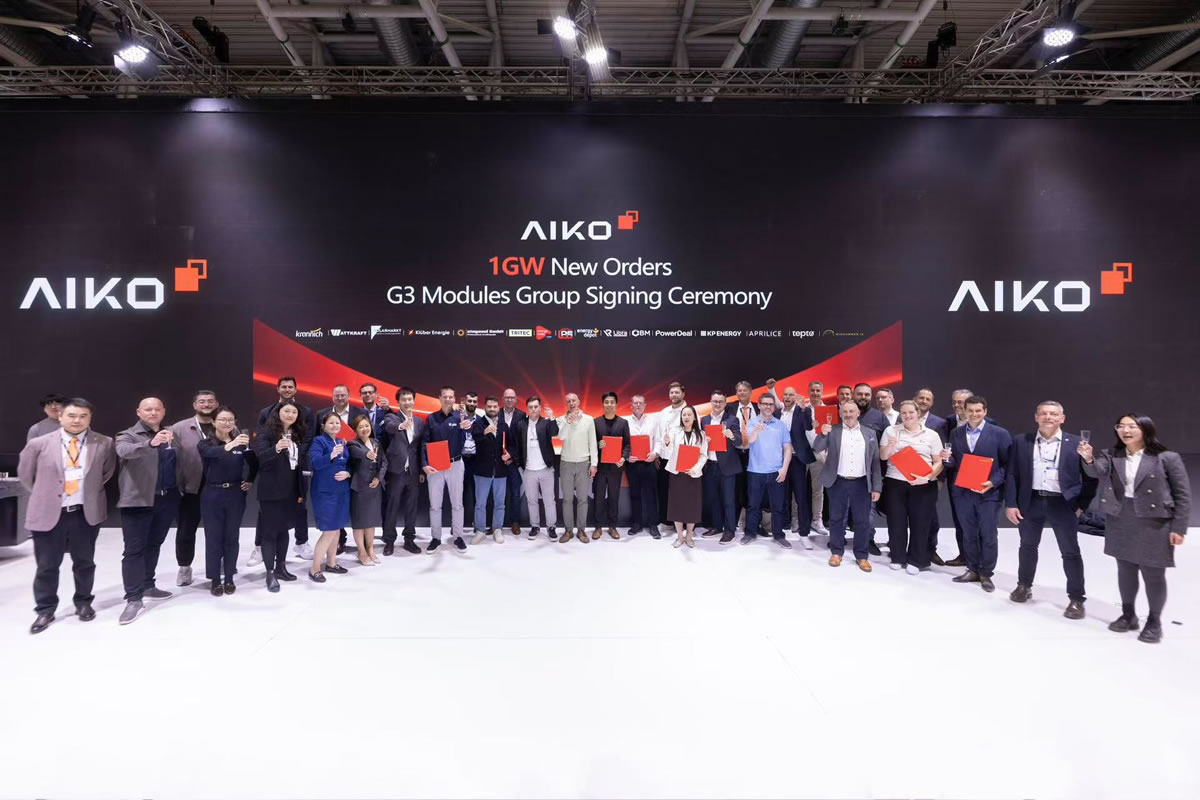 和记携“黑科技”新品亮相Intersolar展